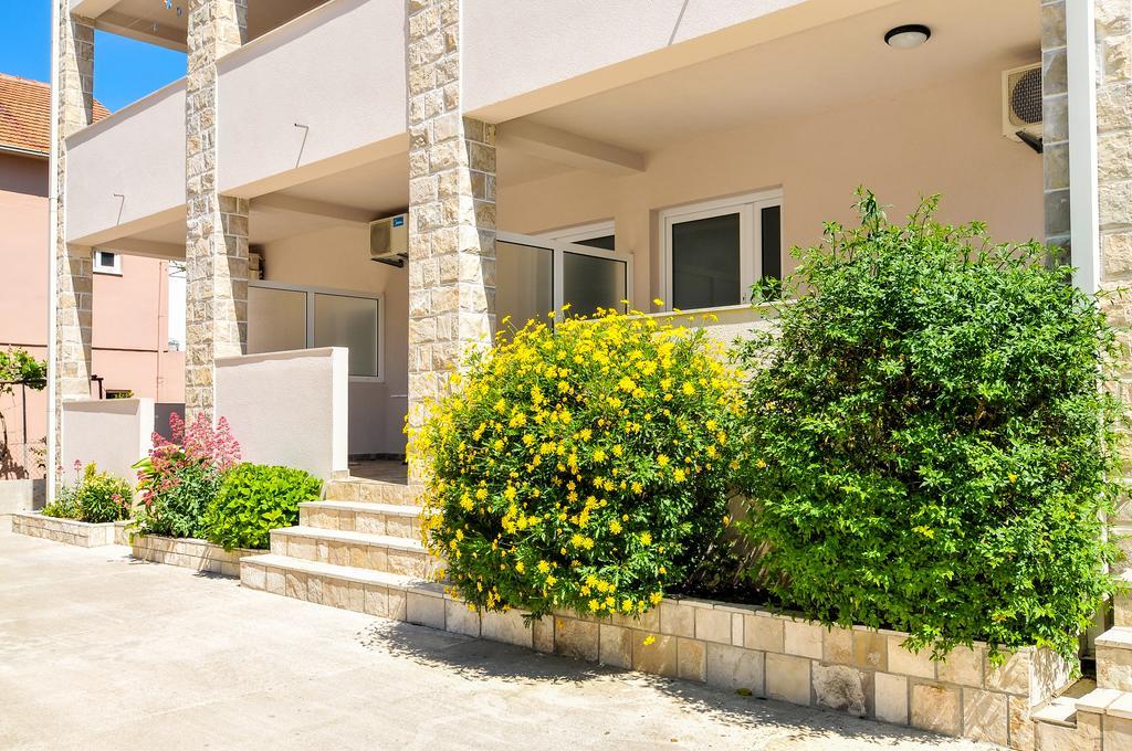 Apartments Samardzic Tivat Ngoại thất bức ảnh