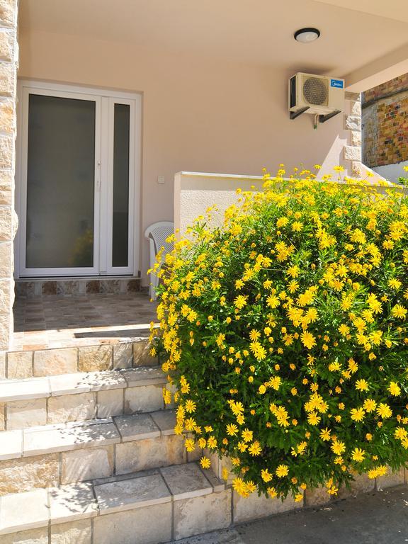 Apartments Samardzic Tivat Ngoại thất bức ảnh