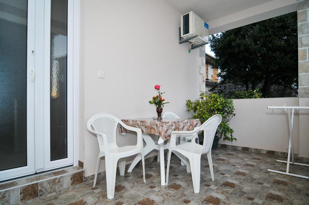 Apartments Samardzic Tivat Ngoại thất bức ảnh