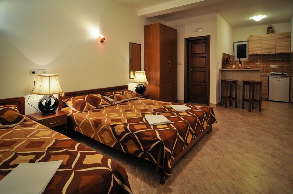 Apartments Samardzic Tivat Ngoại thất bức ảnh