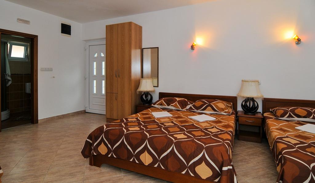 Apartments Samardzic Tivat Ngoại thất bức ảnh