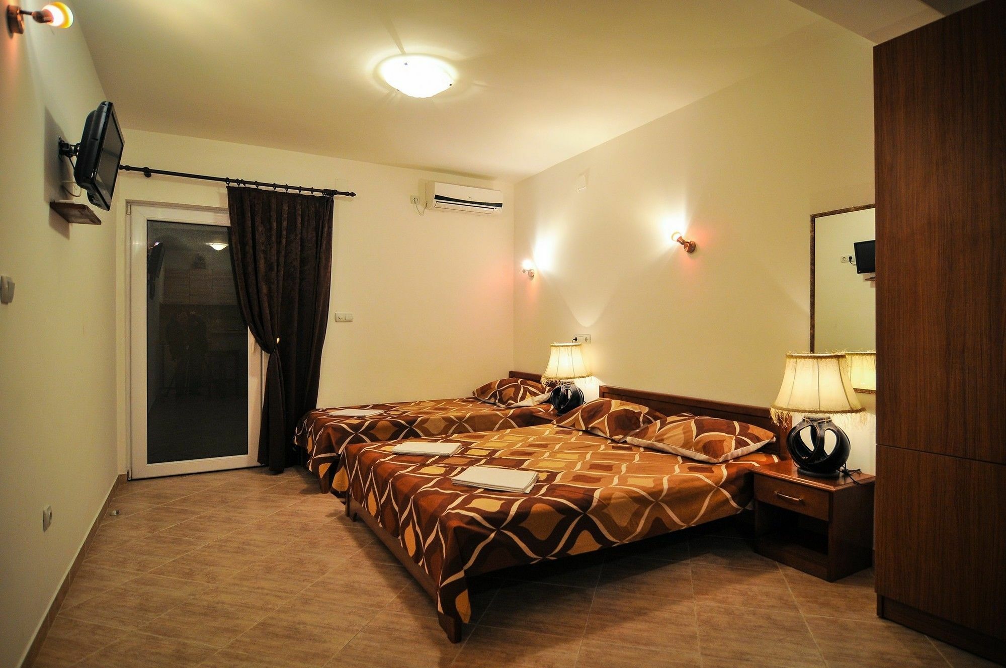 Apartments Samardzic Tivat Ngoại thất bức ảnh